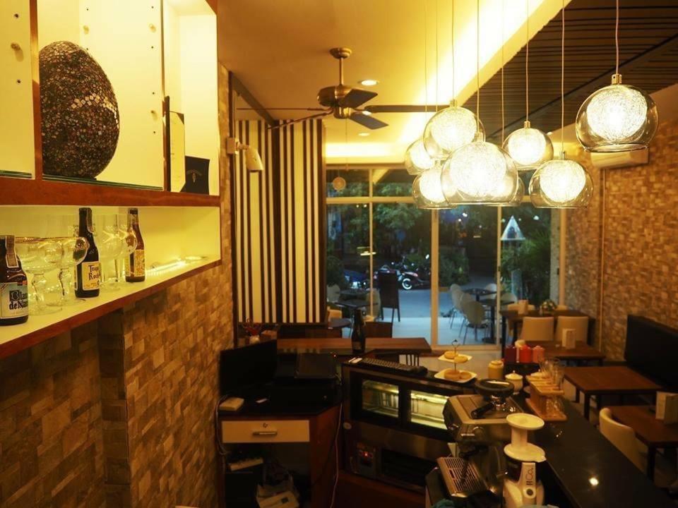 Eggcolony Cafe House Nimman Holiday home