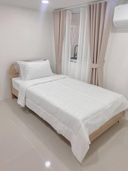 Monoji House - บ้านพักในสันติธรรมพร้อมไวไฟ * Chiang Mai