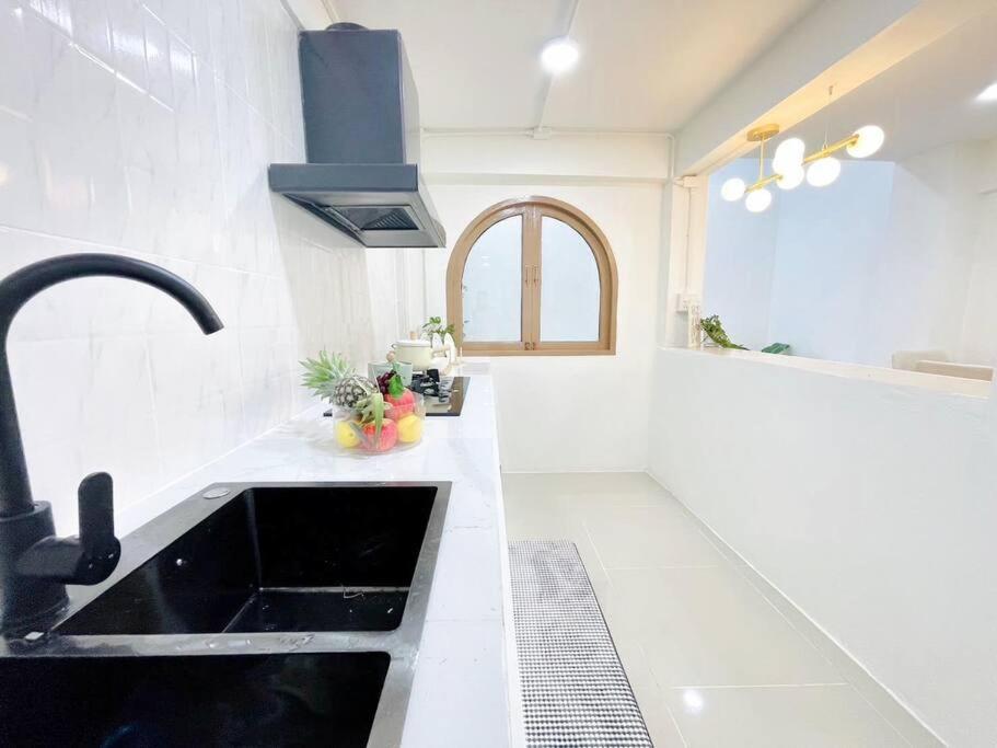 Monoji House - บ้านพักในสันติธรรมพร้อมไวไฟ Villa *