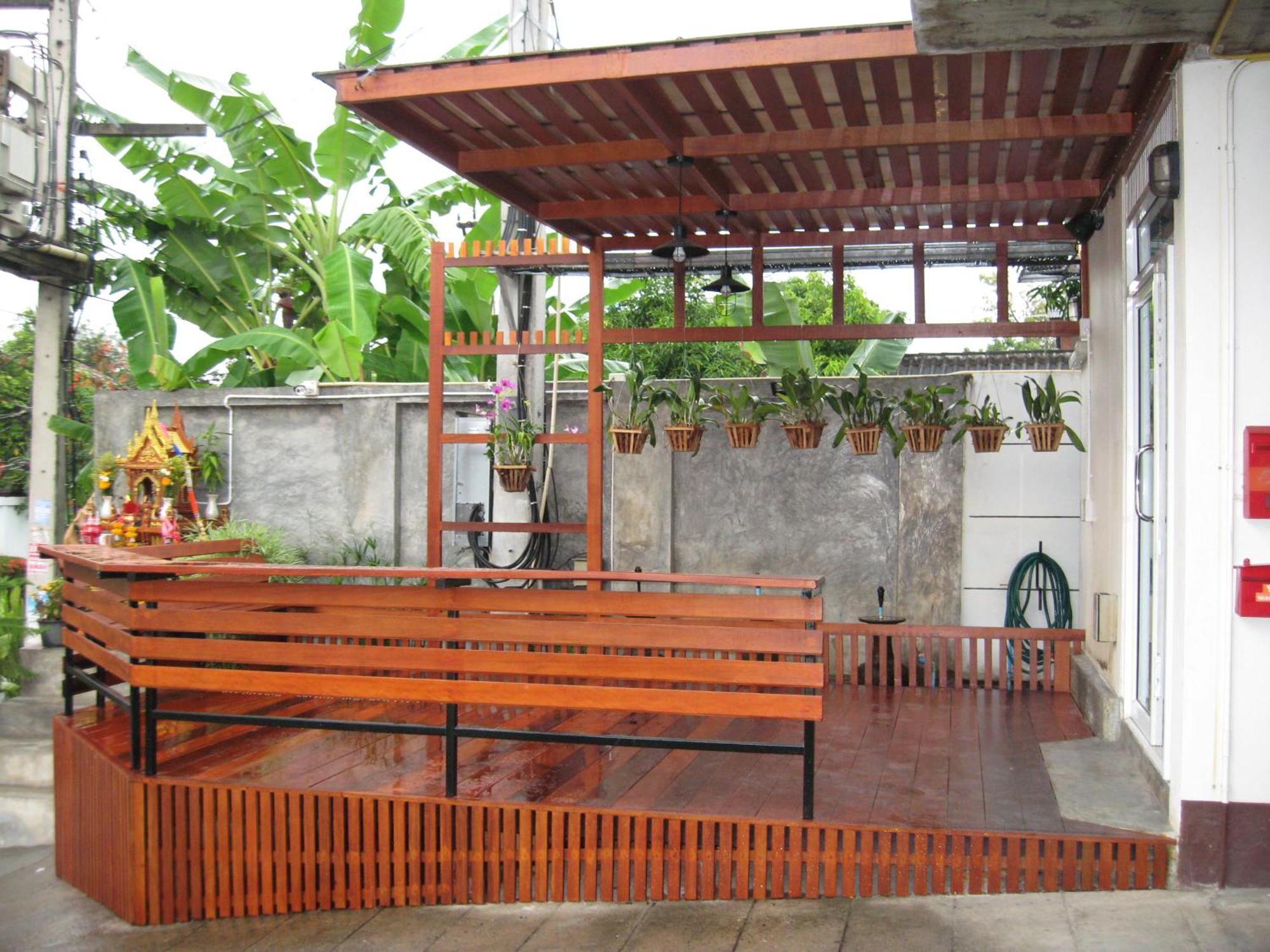 Albergue Mantra Place *