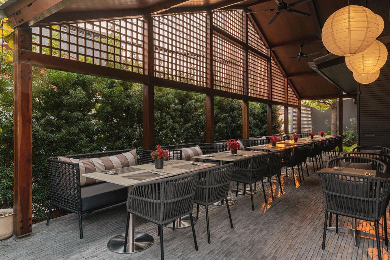 Loy Hotel 4*