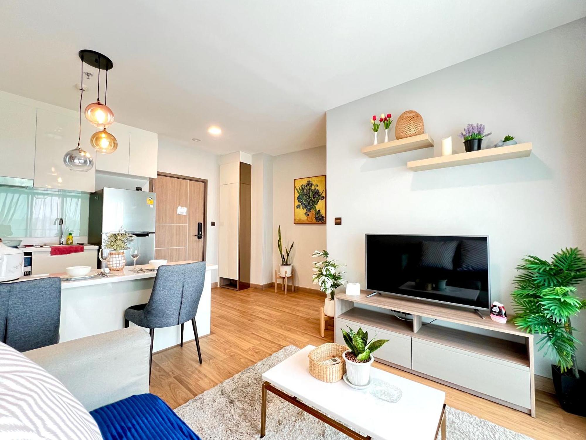 Astra Sky River Apartment *