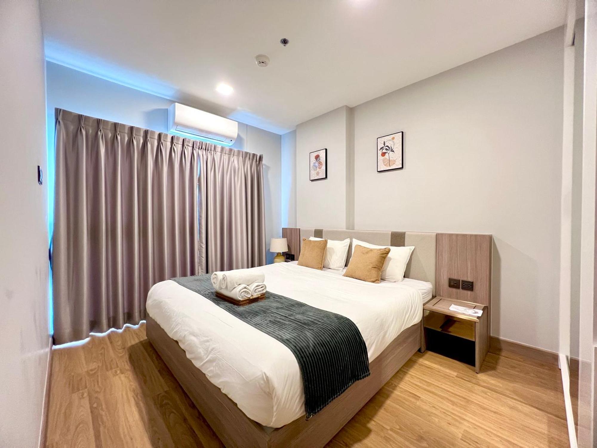 Astra Sky River Apartment