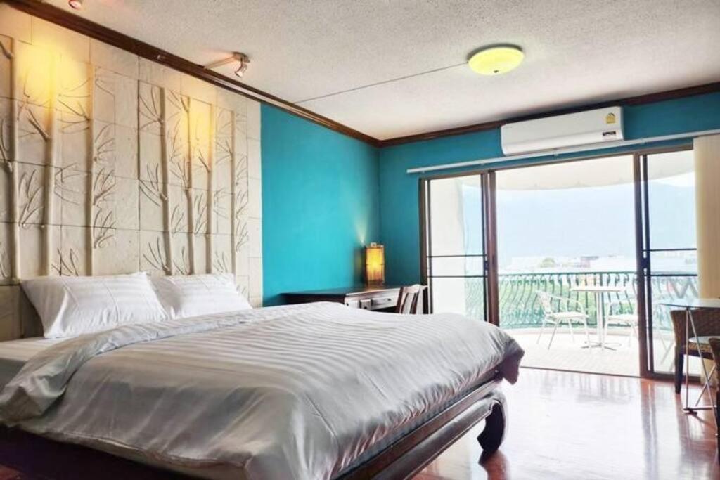 Great Location Near Nimman And Maya Mall And One Nimman Apartment Chiang Mai