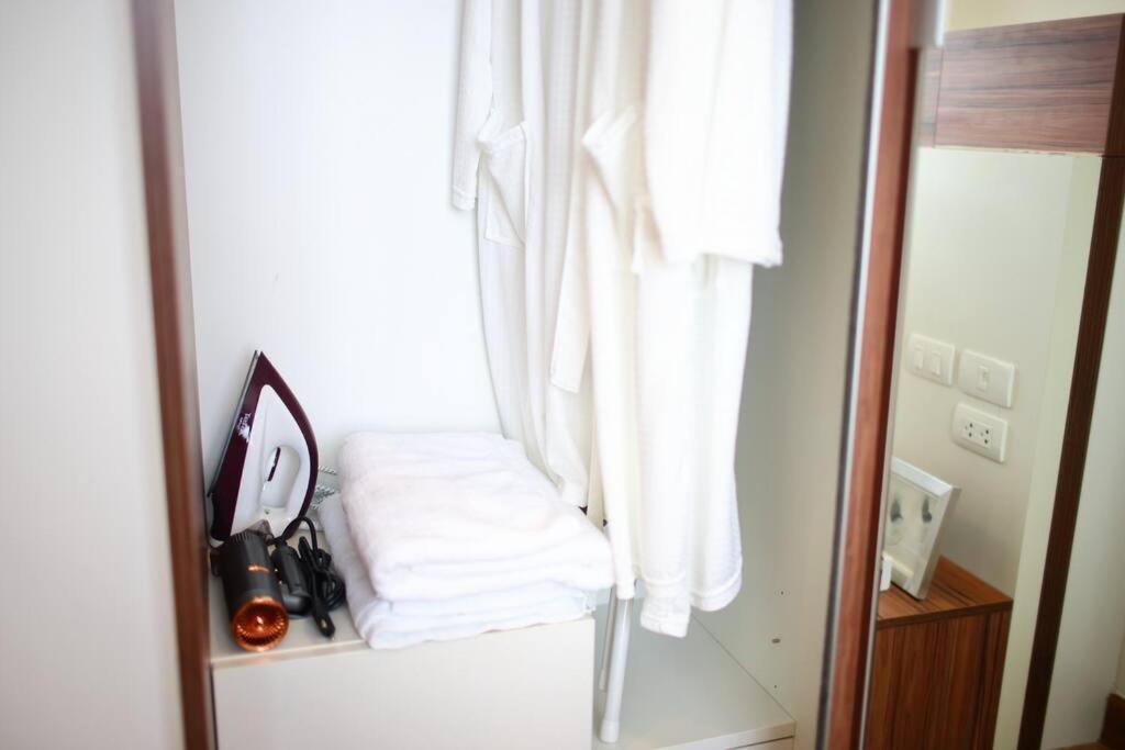 Luxury In Down Town Apartment Chiang Mai