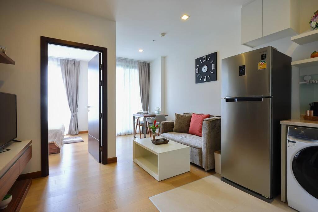 Luxury In Down Town *