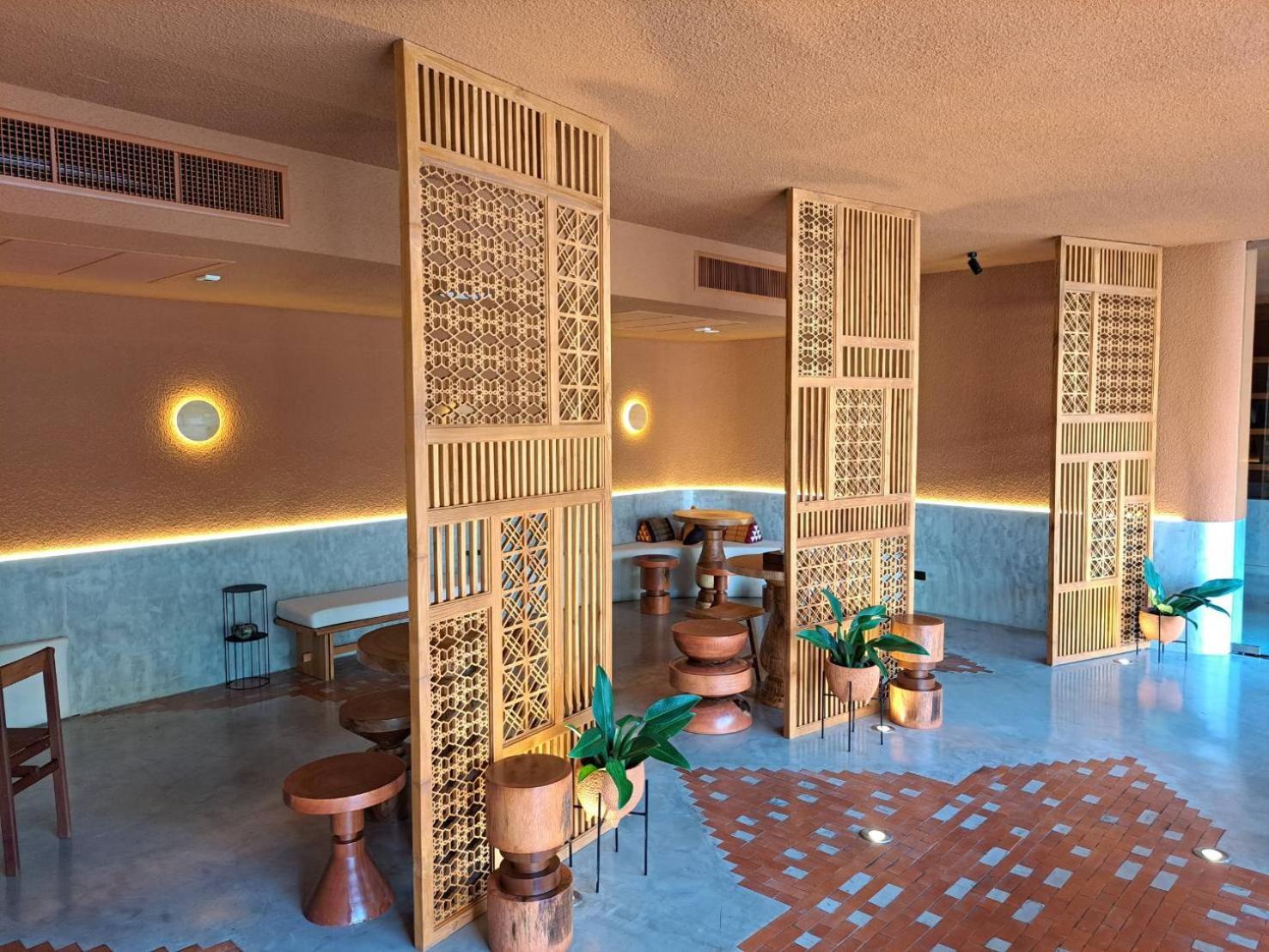 Mai Hotel 3*