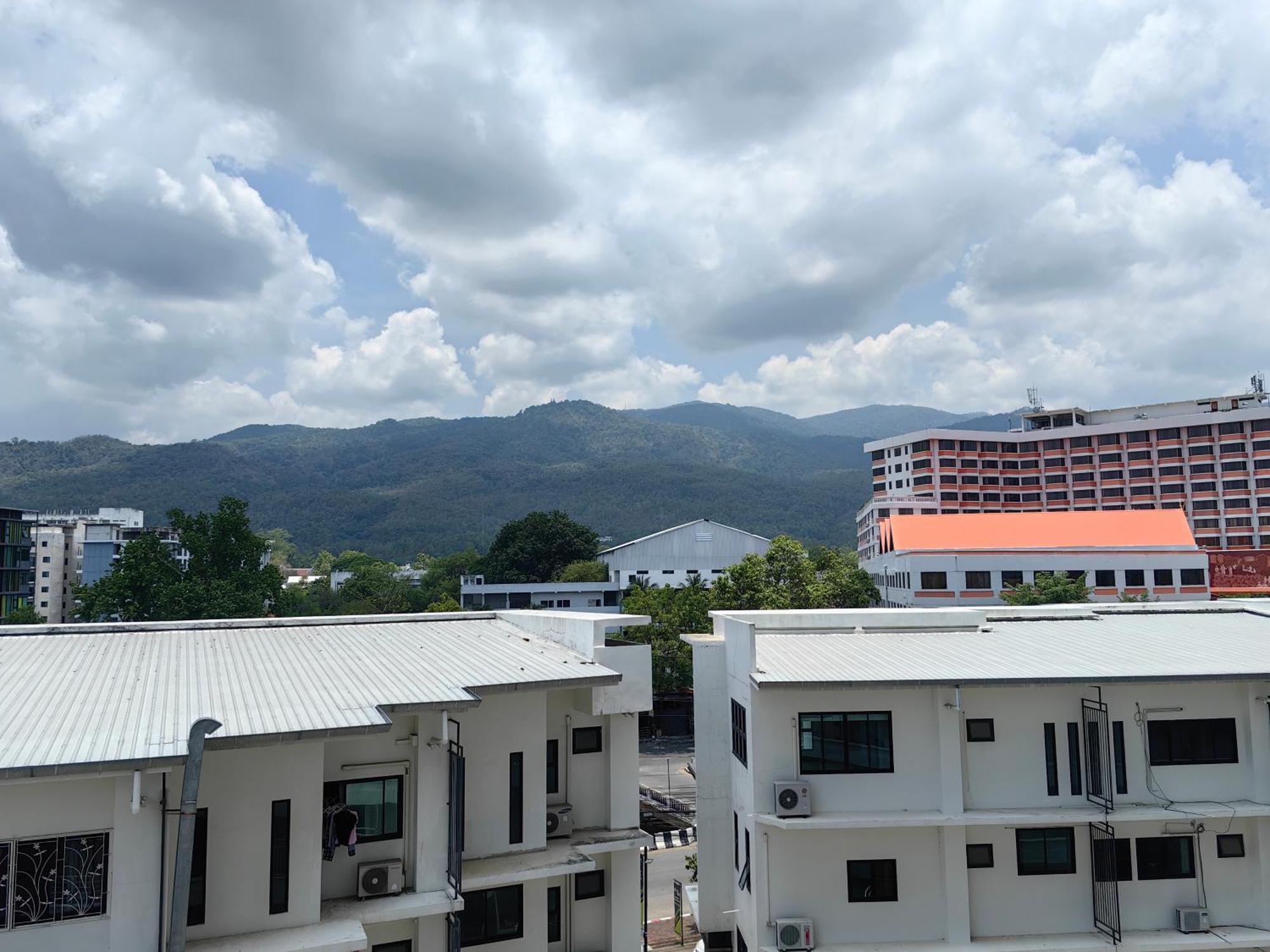 Mountain View & Quiet Cozy Pangsapuri Chiang Mai