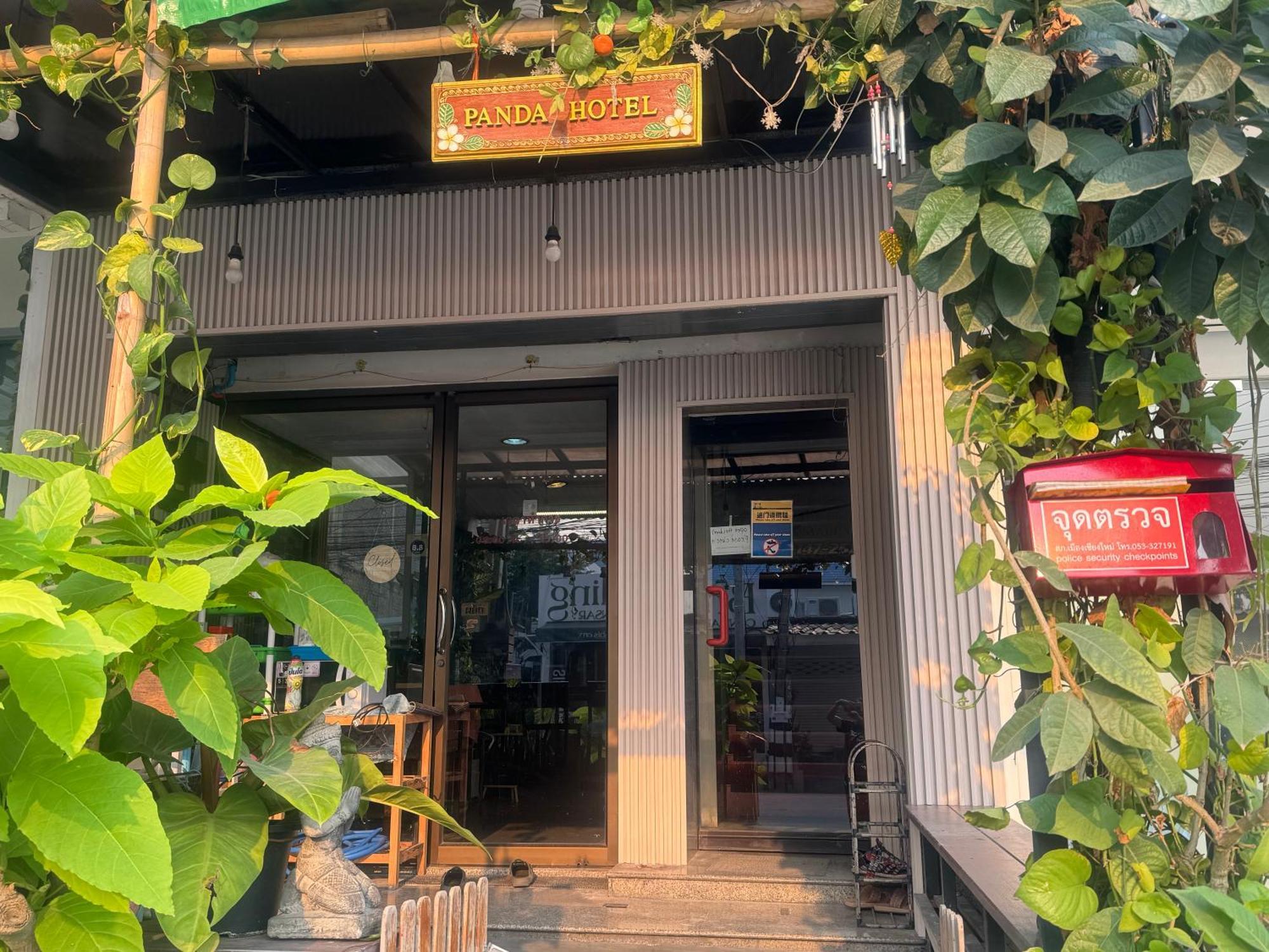 Panda Hostel *