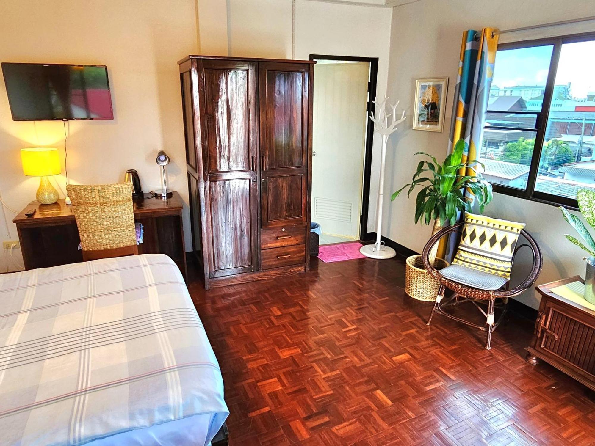 Bed And Terrace Hotel