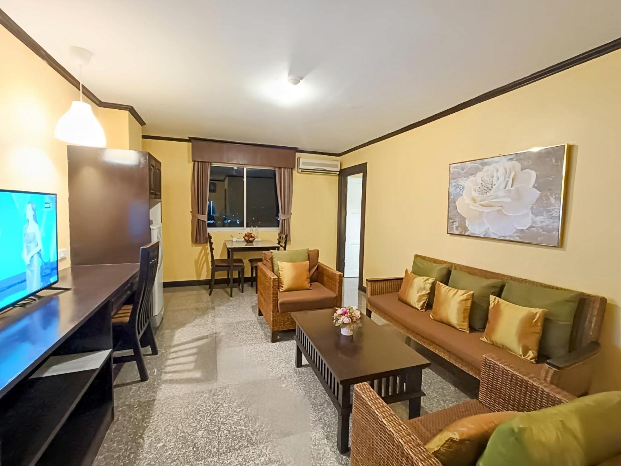 Royal Peninsula Chiangmai Hotel 3*