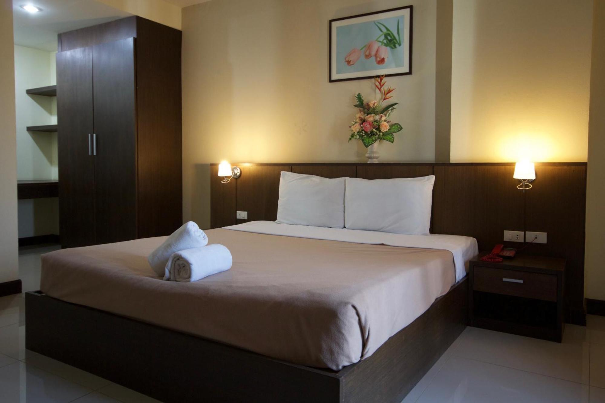 Hotel Airport Resident 2*