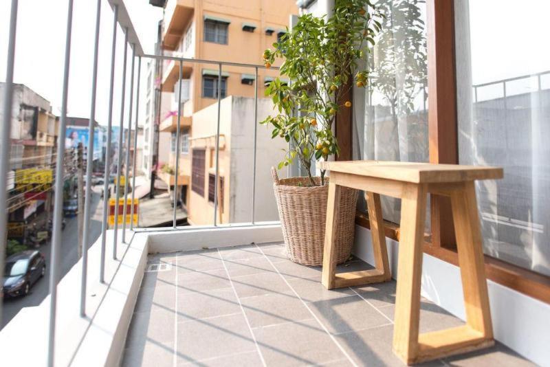Thapae Happy House Hotel 2*
