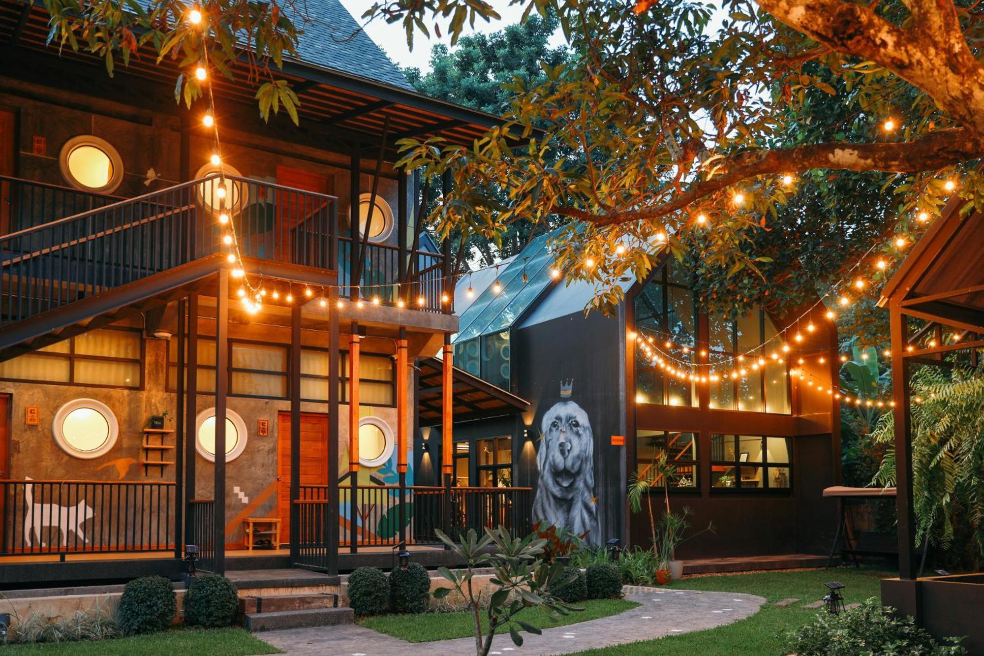 Hotel Yellow Pillow Village 3*
