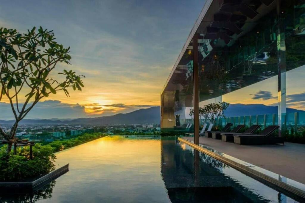 Theastra#rooftoppool#gym#sauna * Chiang Mai