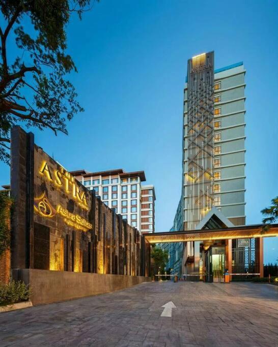 Apartment Theastra#rooftoppool#gym#sauna Chiang Mai
