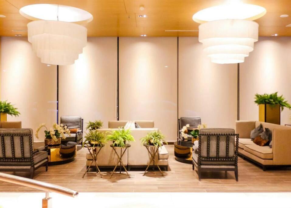 Theastra#rooftoppool#gym#sauna * Chiang Mai