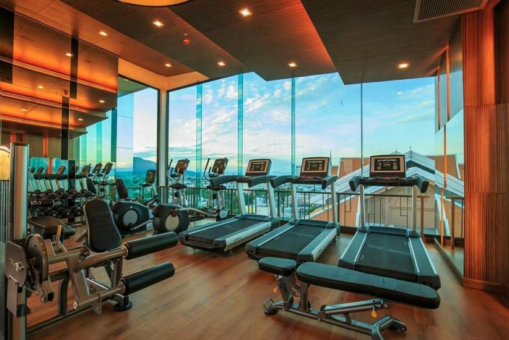 Theastra#rooftoppool#gym#sauna Apartment