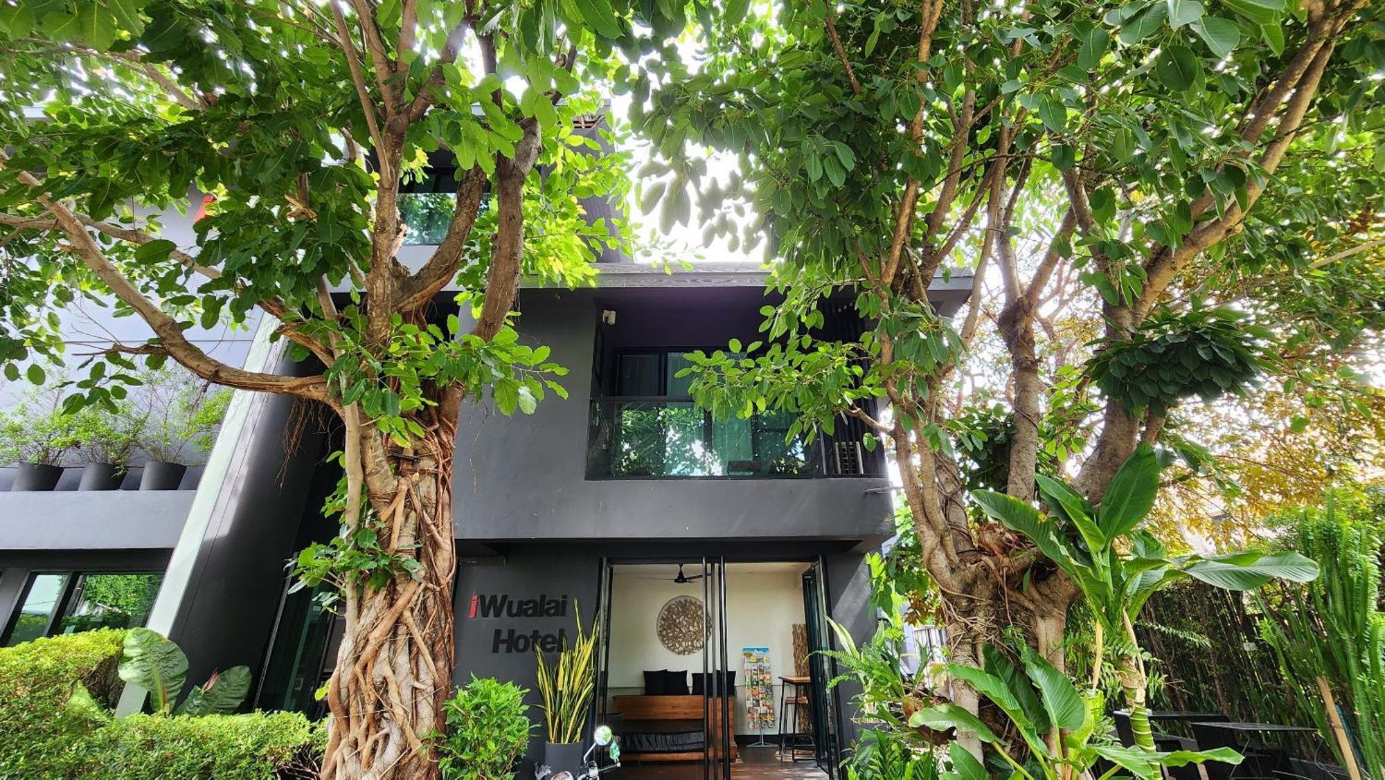 Hotel Iwualai Chiang Mai
