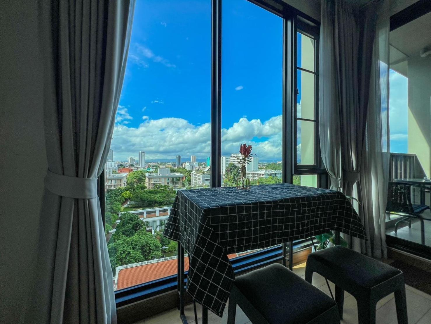 Apartment The Astra Luxury In Town