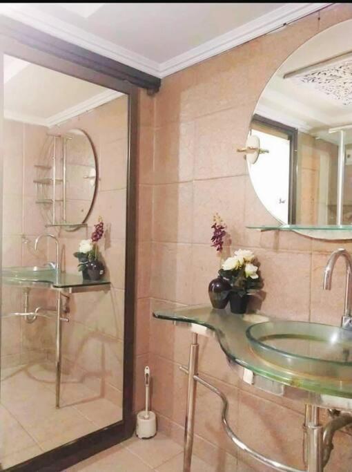 Apartment 清迈maya宁曼路 宁曼one 古城塔佩门 Cbd豪华泳池大床房 *