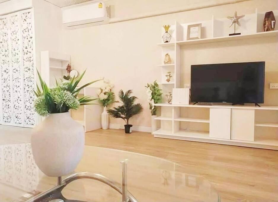 清迈maya宁曼路 宁曼one 古城塔佩门 Cbd豪华泳池大床房 Apartment