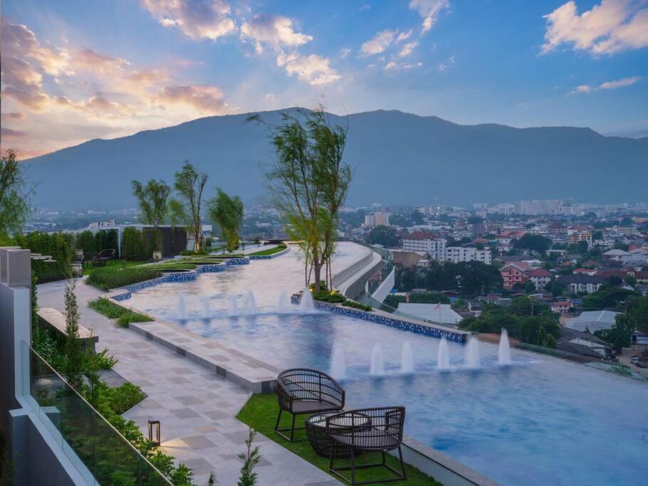 Astra Sky River Luxury 3b2b Apartment *