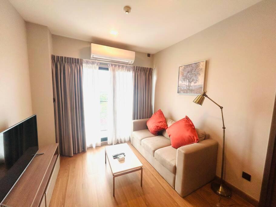 Astra Sky River Luxury 3b2b Apartment