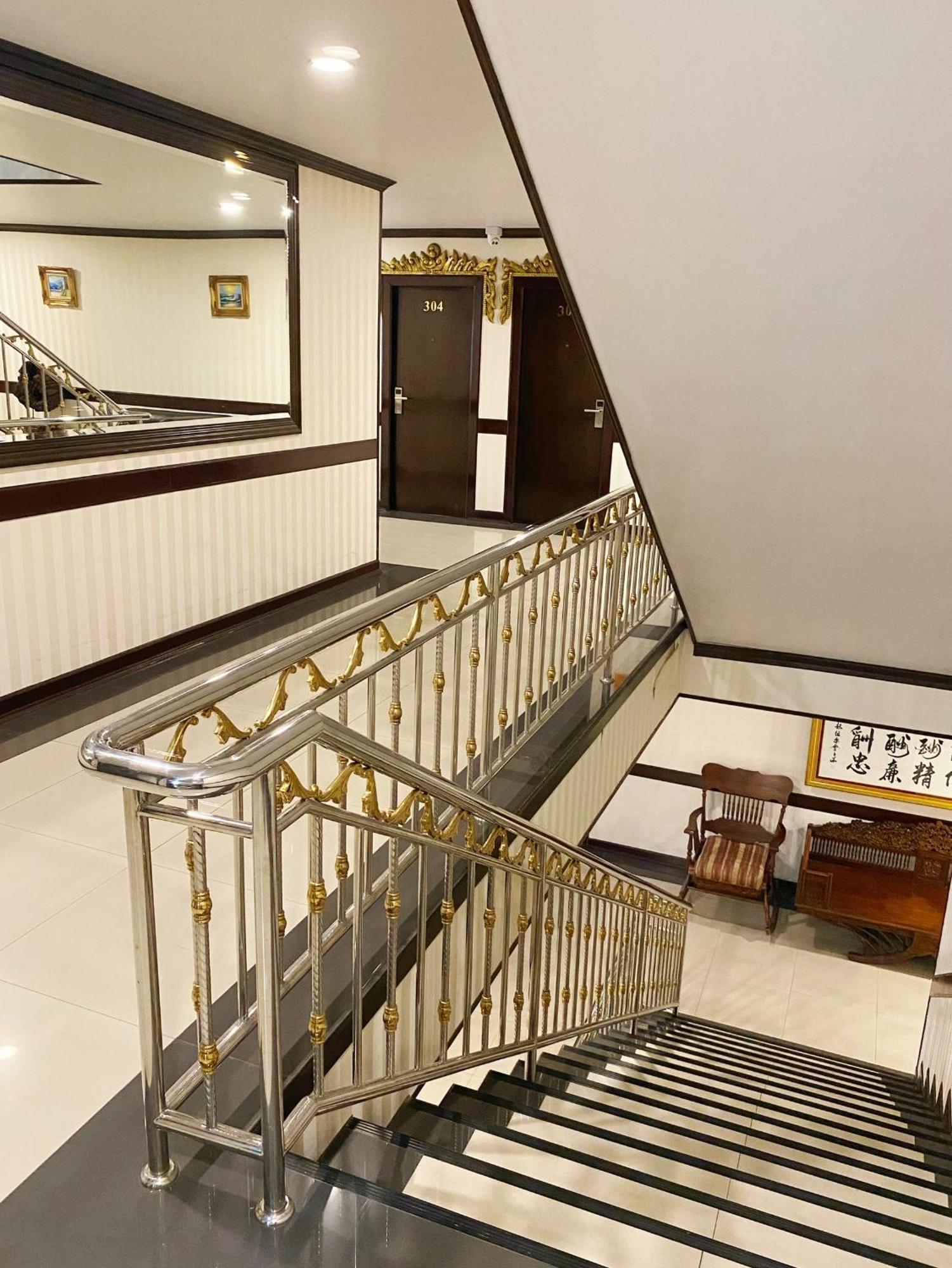 Hotel Romena Grand 3*