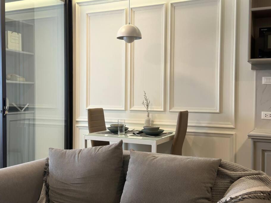 Warm And Classic Modern Chiang Mai
