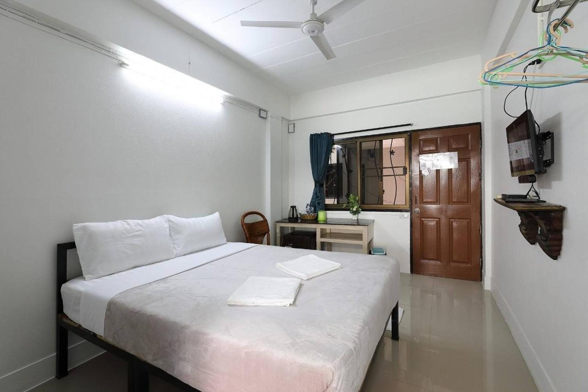 Centre Place Hotel 3*