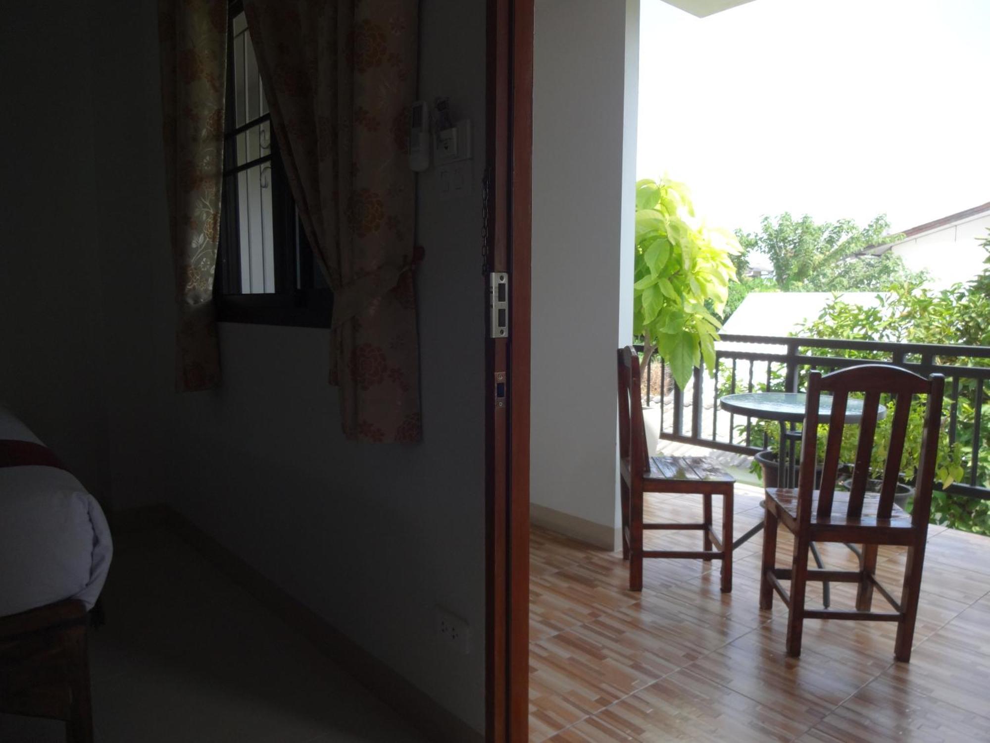 Casa de hóspedes Rena House 2*