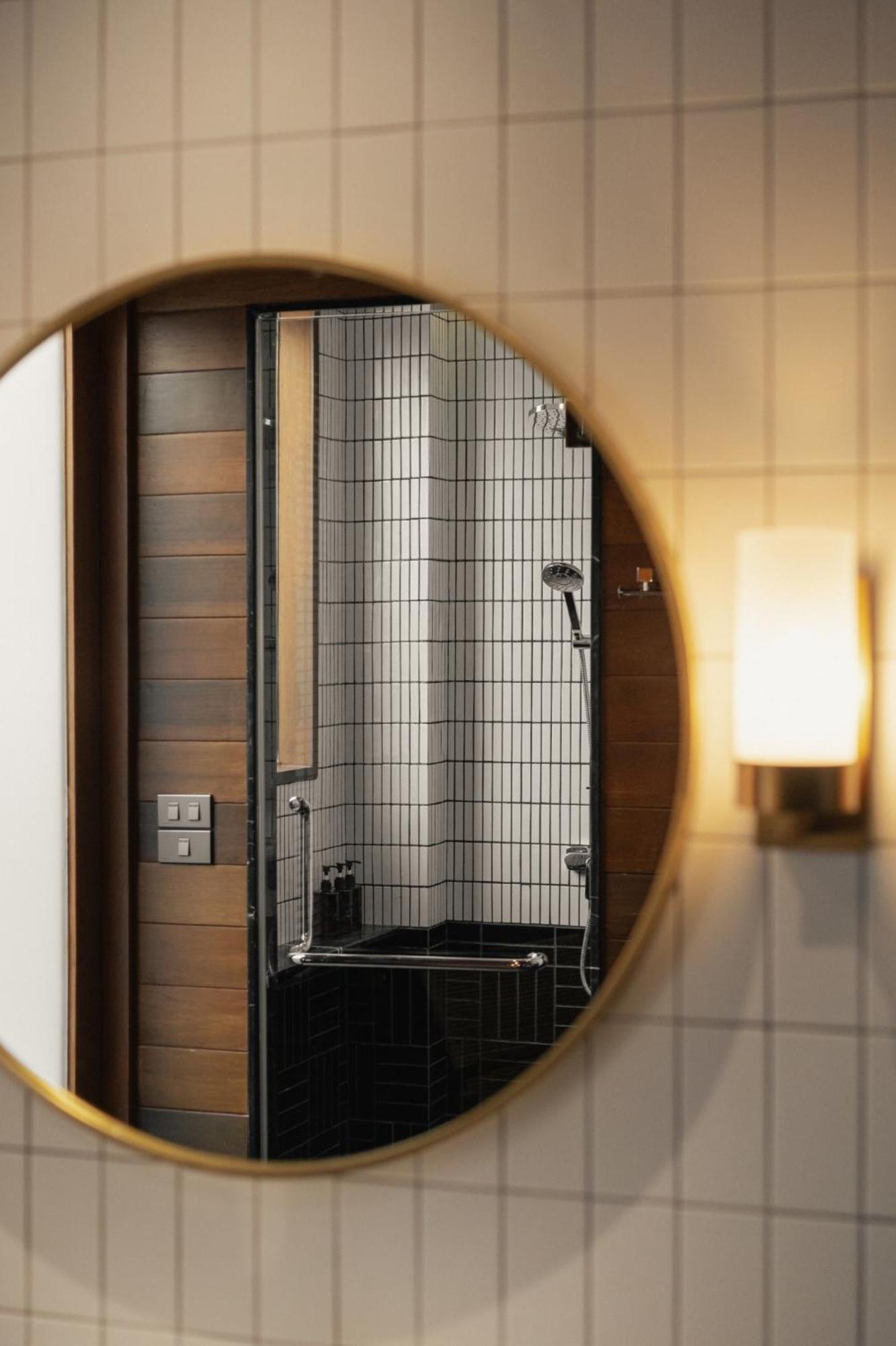 Loy Hotel 4*