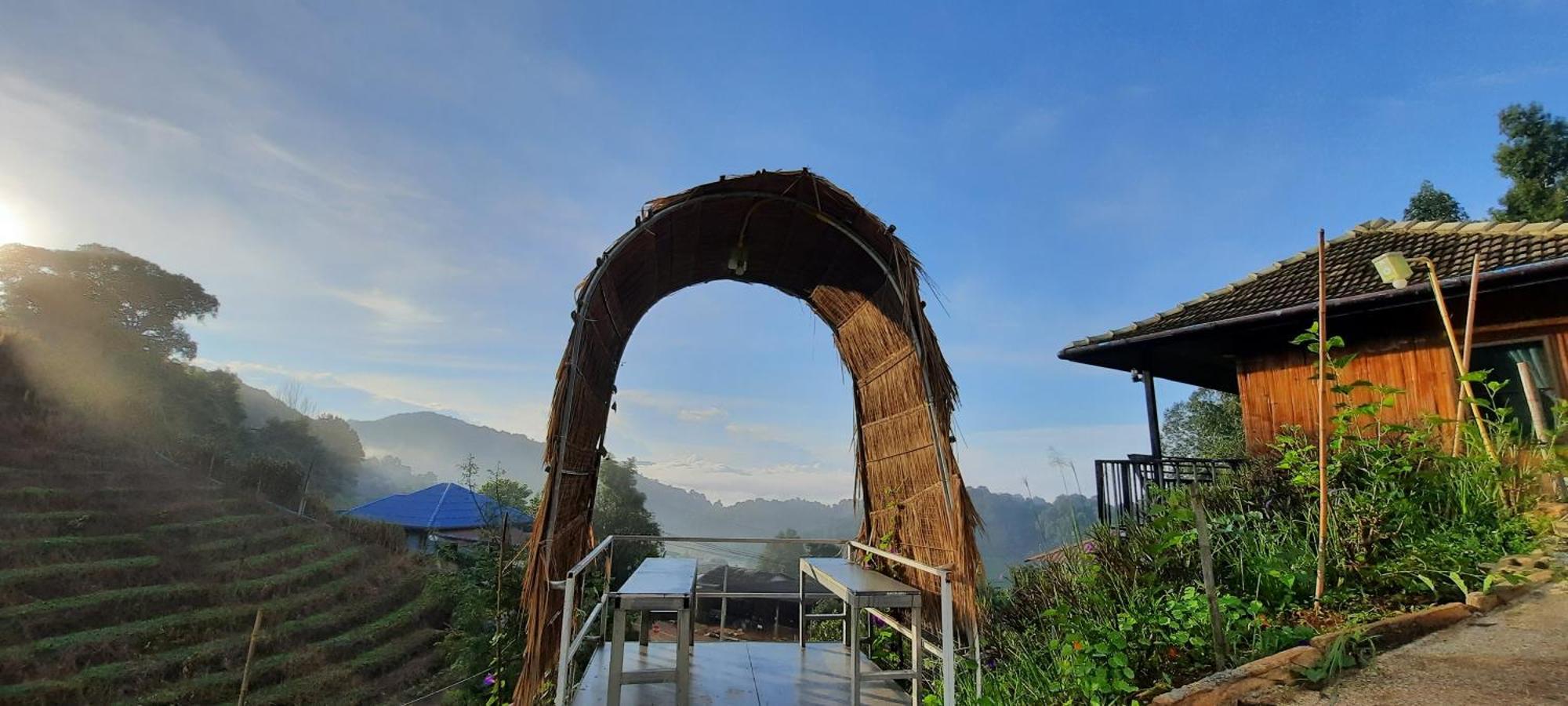 Mon Jaw Doi At Monjam * Chiang Mai