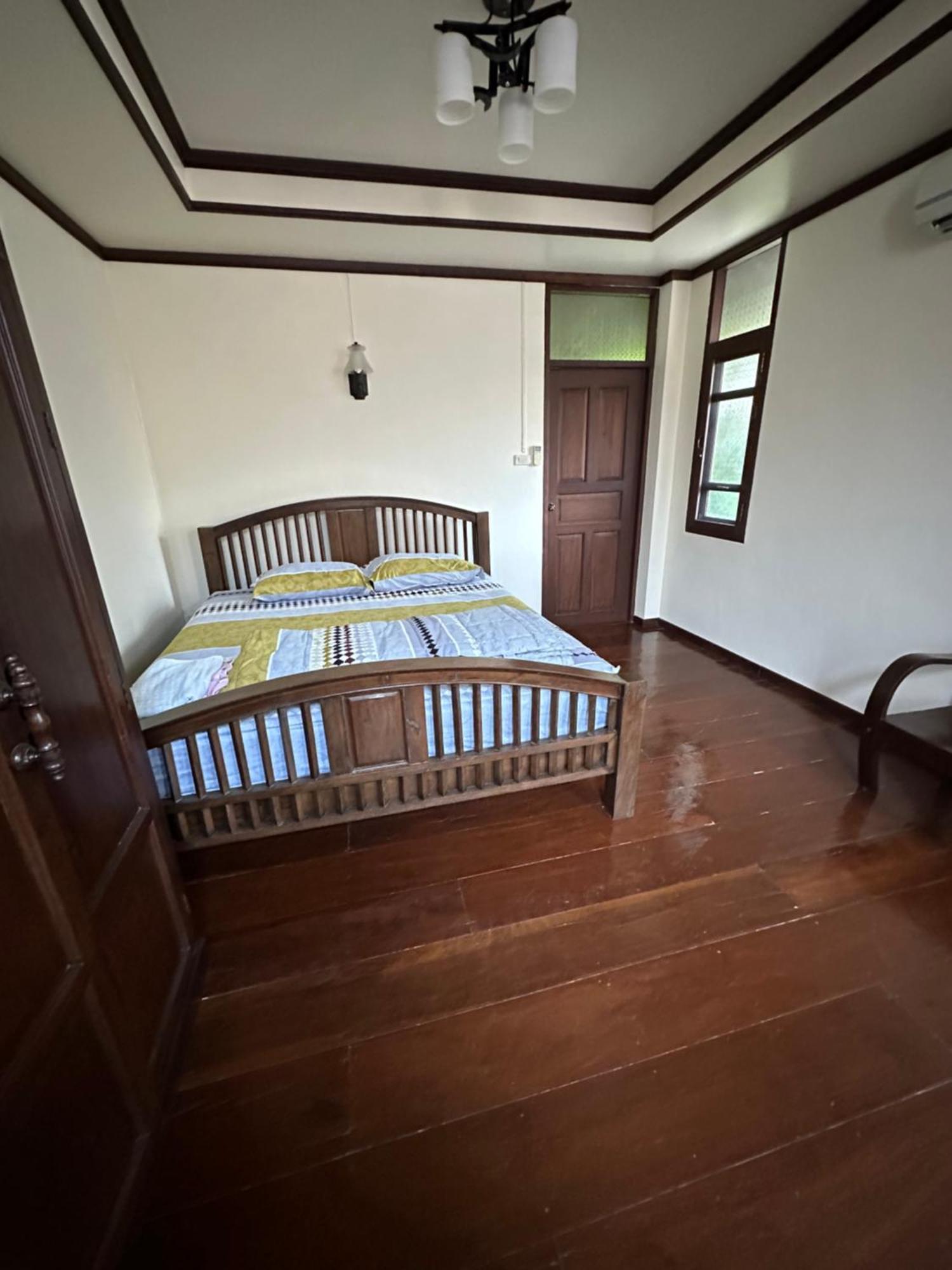 Sj House Guest house *