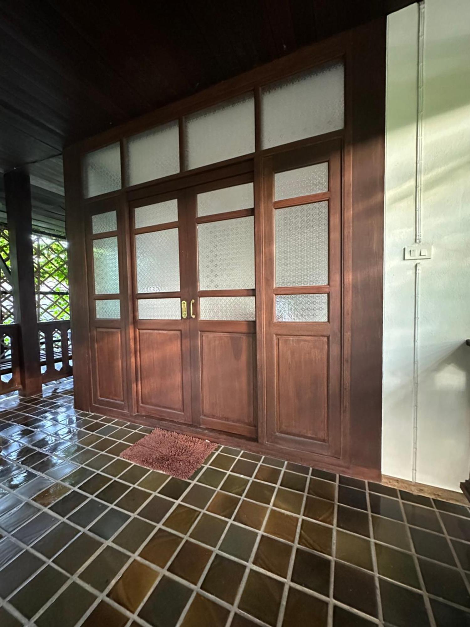 Sj House