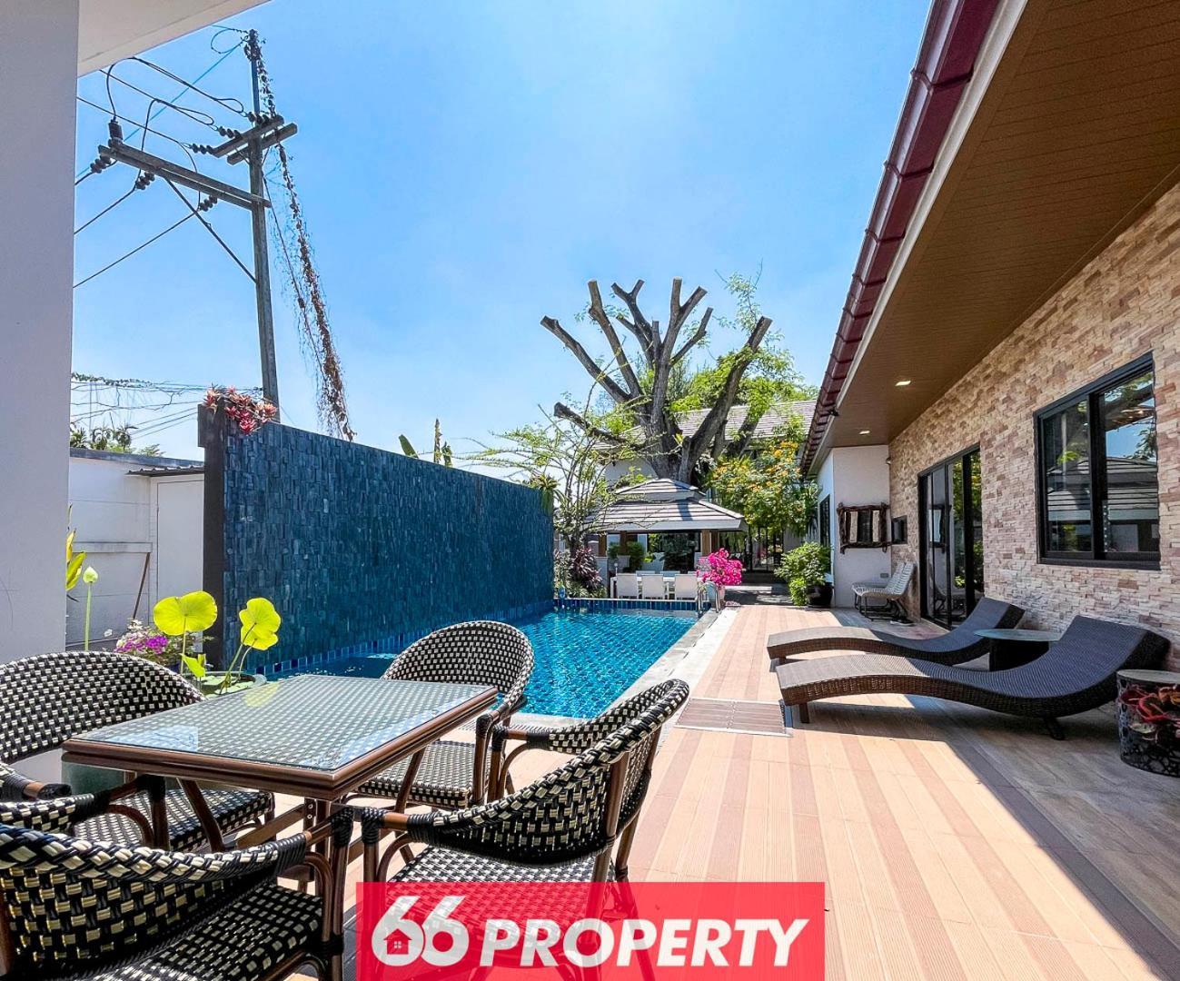 Phuk Phirom Twin Villa *