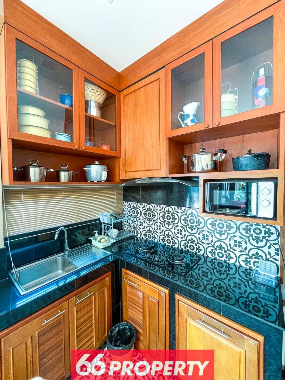 Phuk Phirom Twin Villa *