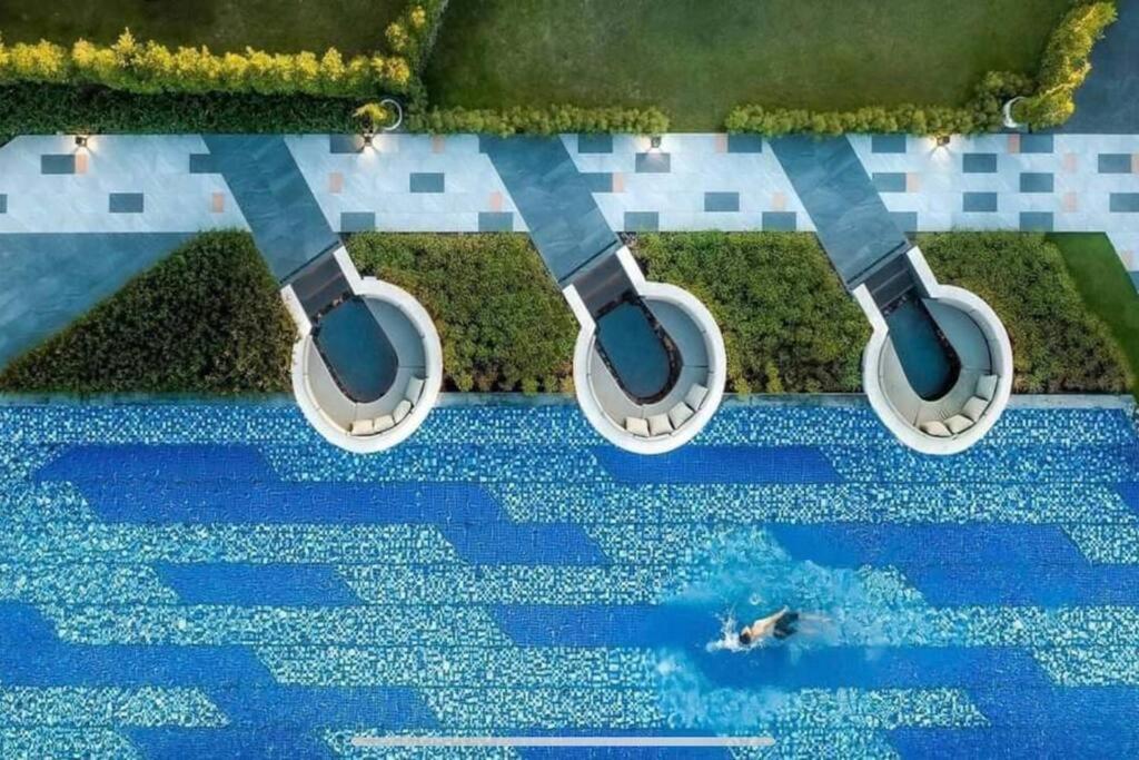 Apartment Luxury Skyriver Pool Fabulous Full Amnities