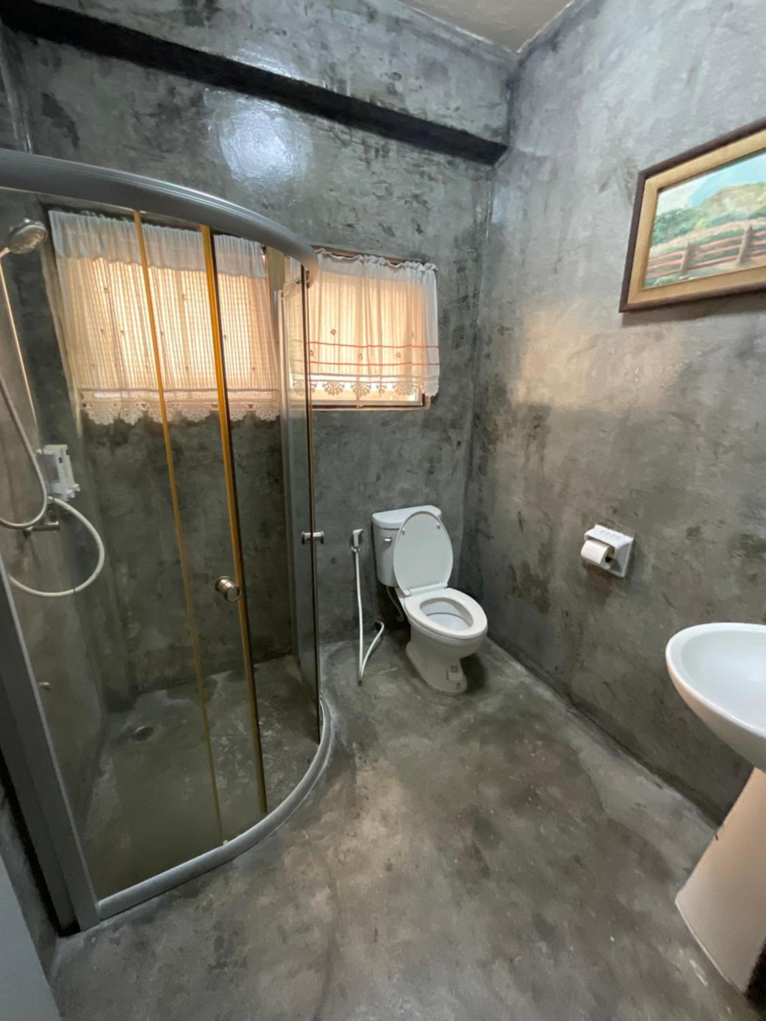 Baan Klang Vieng Hostel Chiang Mai