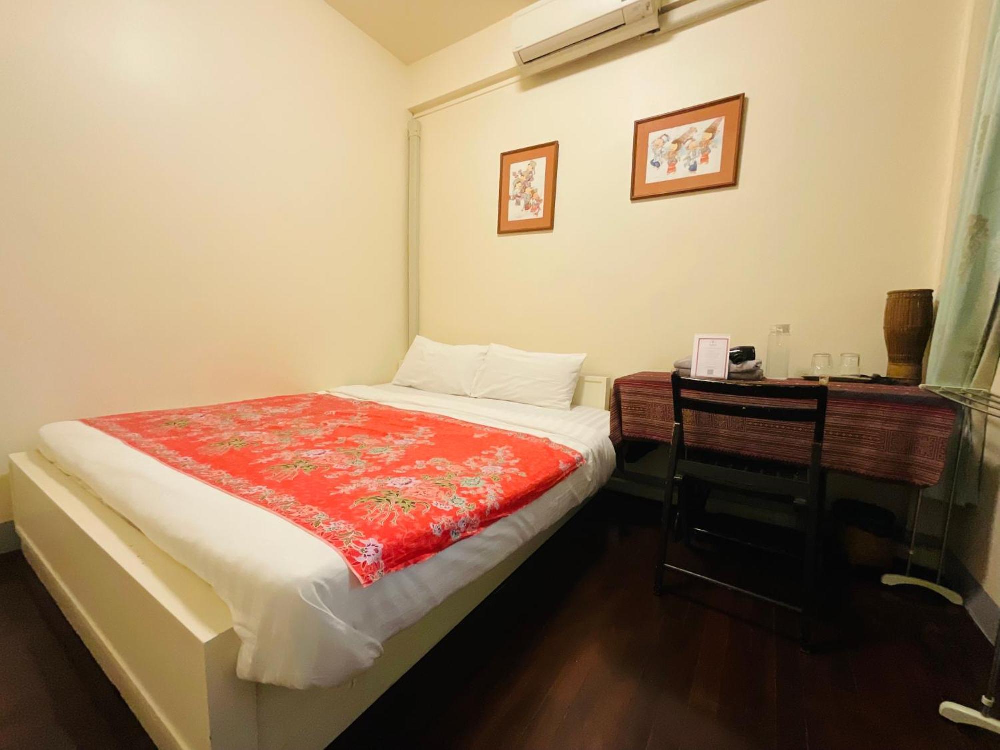Baan Klang Vieng Hostel