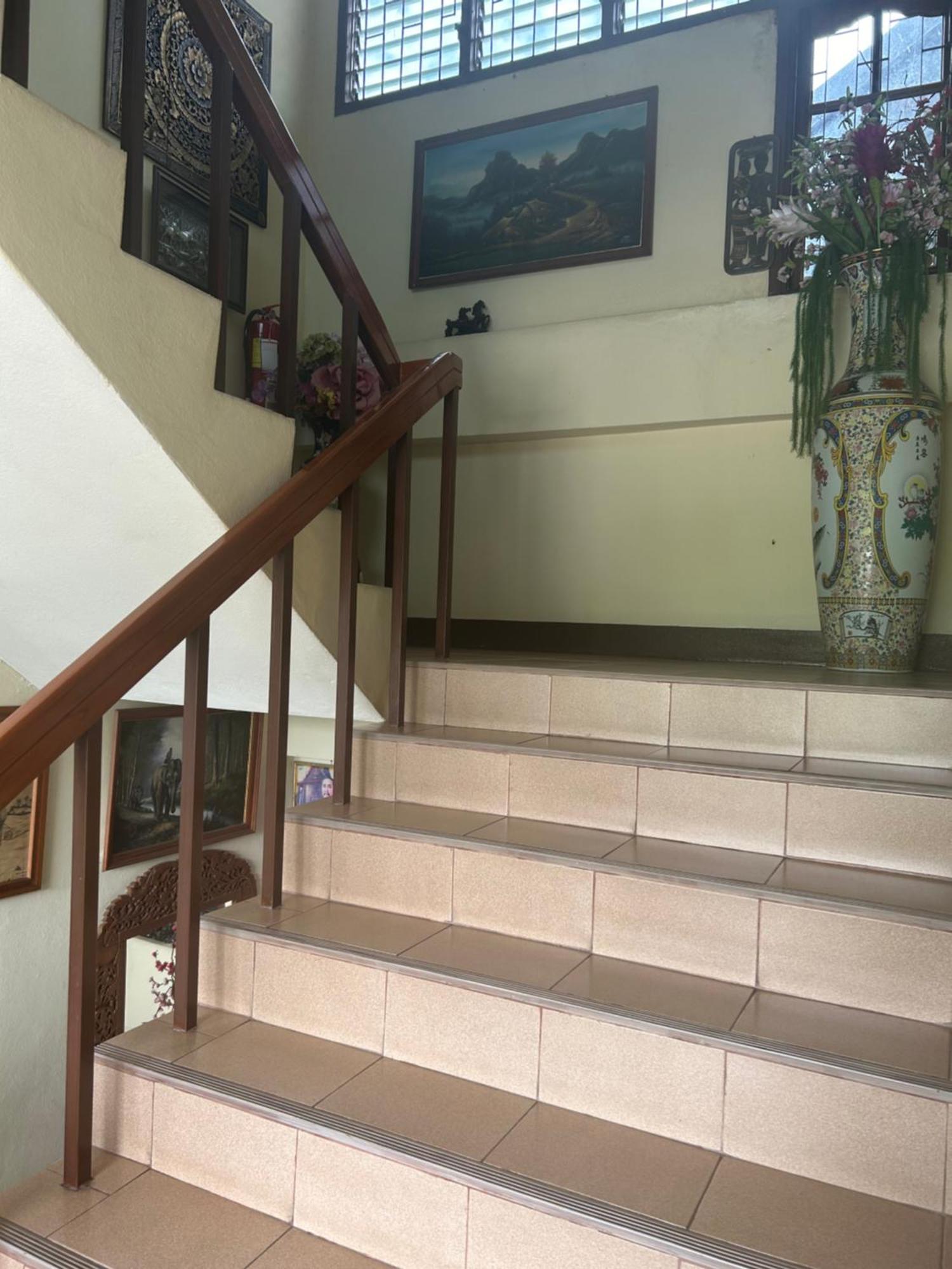 Saithong House Albergue
