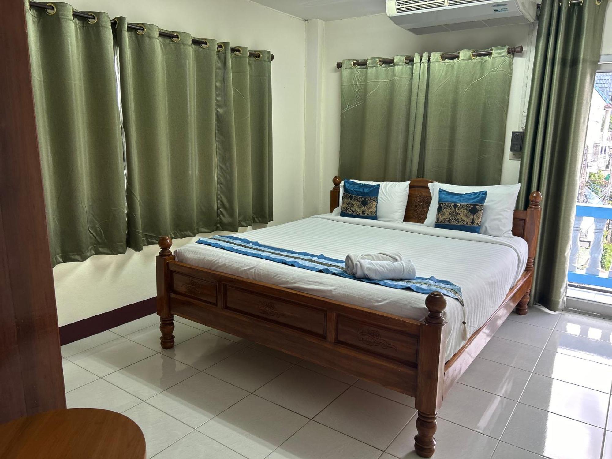 Saithong House Albergue Chiang Mai