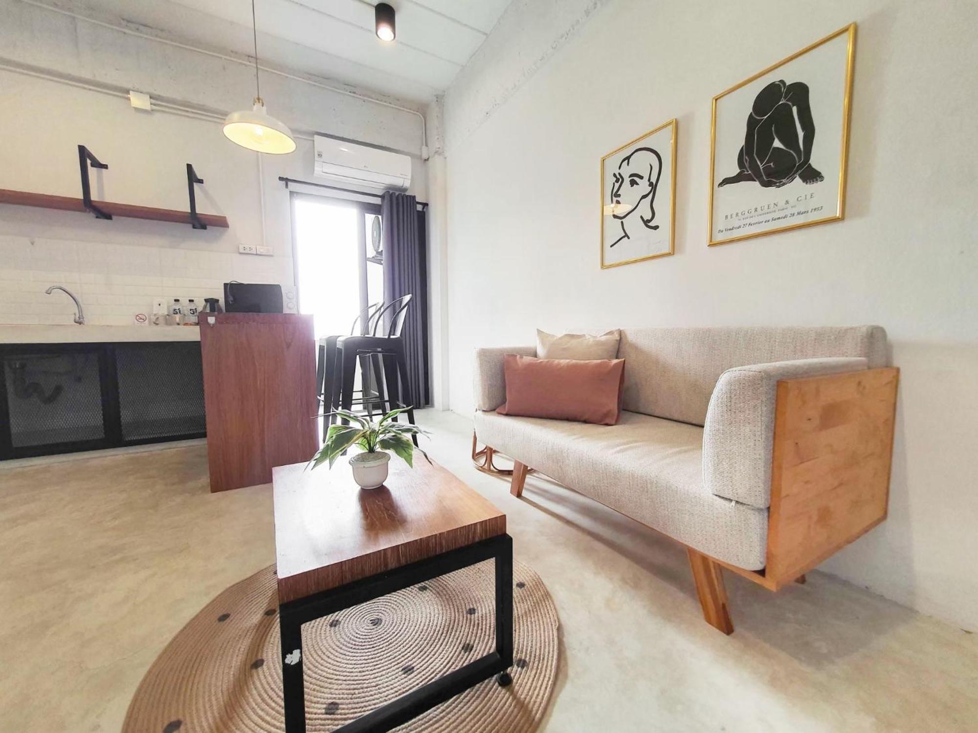 Hotel The51hometel Chiang Mai