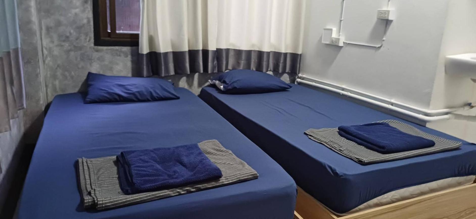 Satop Travelers Hostel *