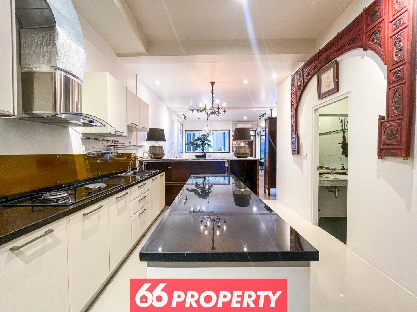 Holiday home Stylish Townhouse In Nimman Area With Full Kitchen Chiang Mai