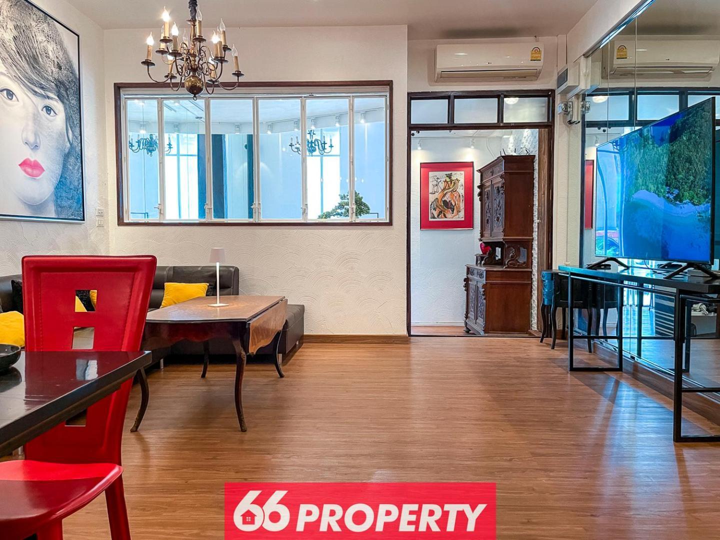 Holiday home Stylish Townhouse In Nimman Area With Full Kitchen