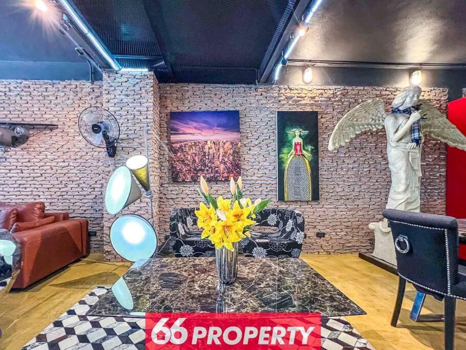 Chic Townhouse In Old * Chiang Mai