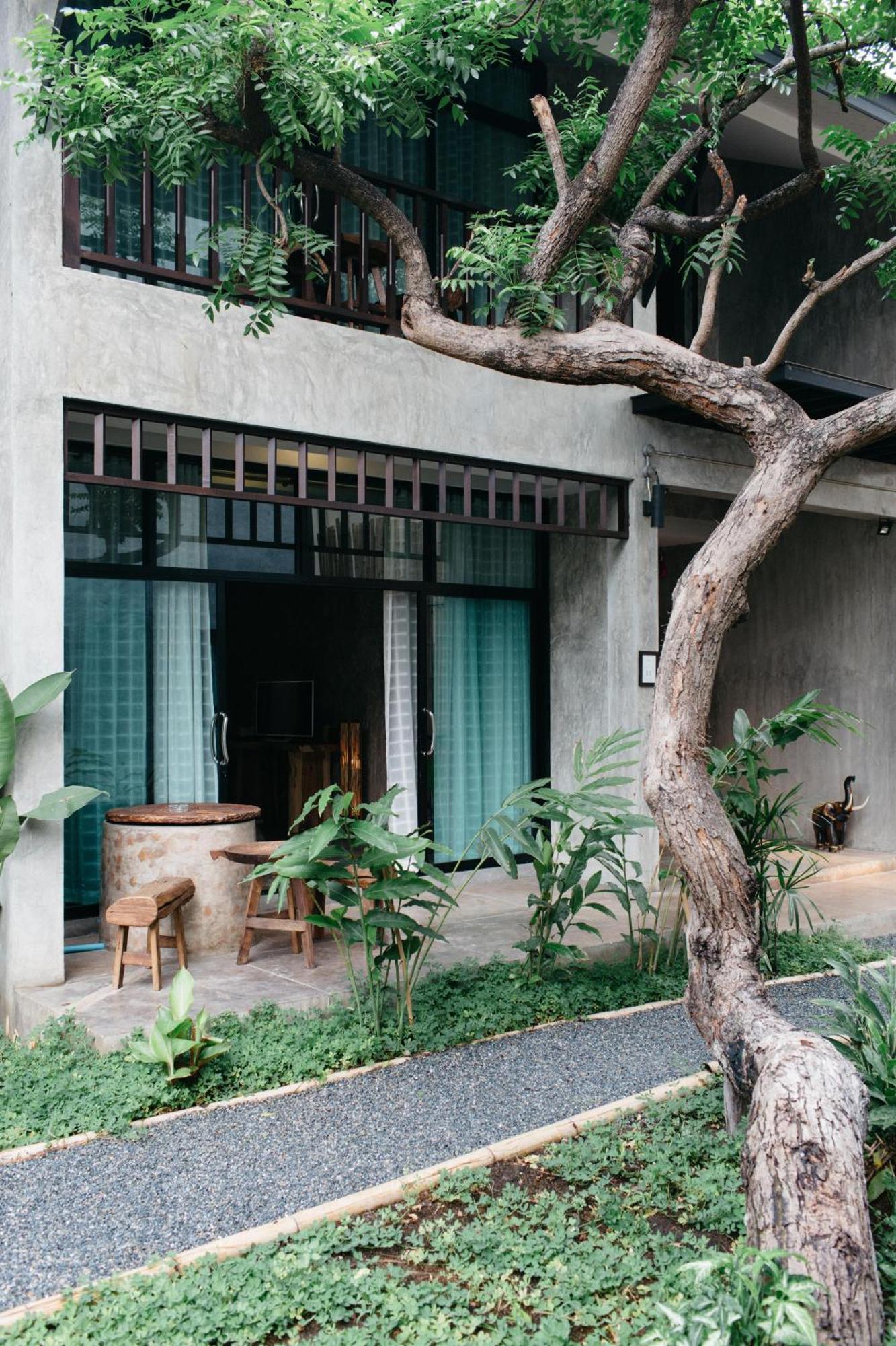 Arun Rawee อรุณ รวี Hotel Chiang Mai