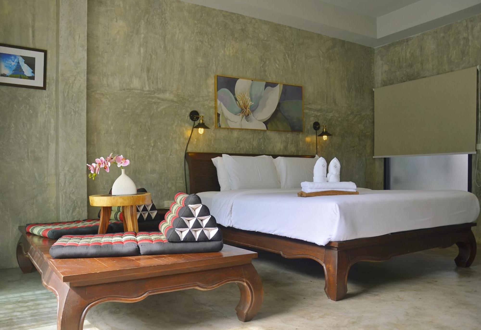 Arun Rawee อรุณ รวี Hotel